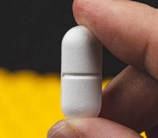 Gara për prodhimin e pilulës për trajtimin e COVID-19, Pfizer shpreson të nisë provat në korrik