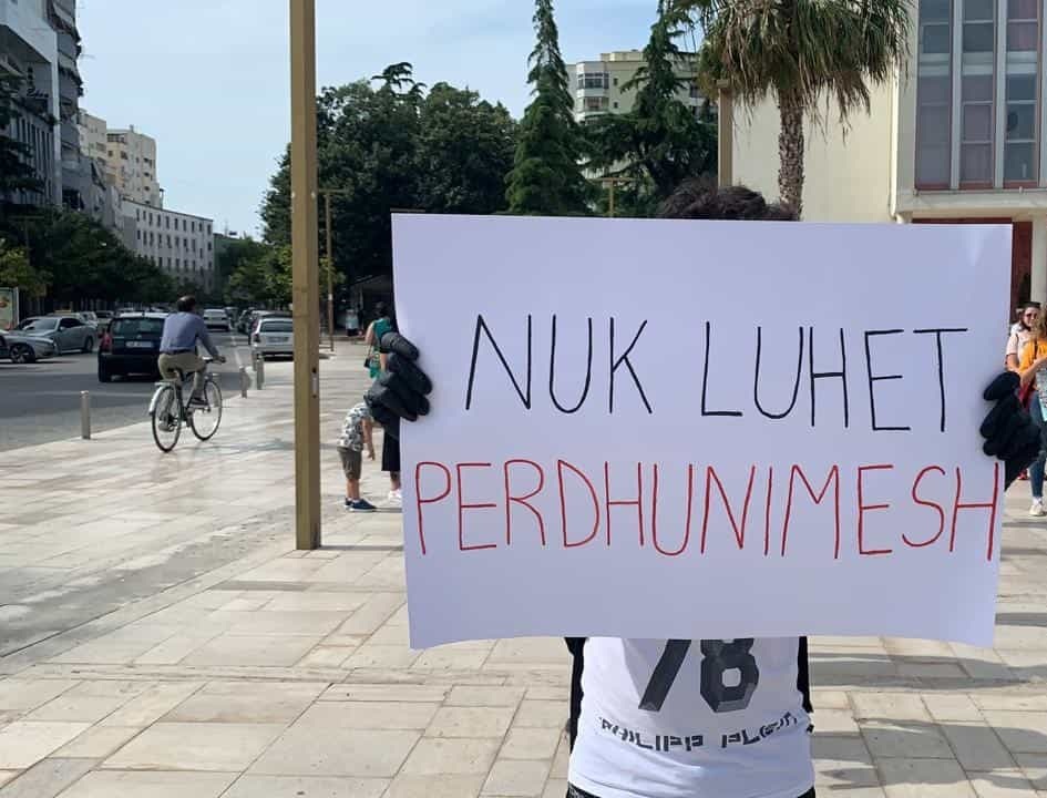 Përdhunimi i 15-vjeçares, sot marshim protestë në Durrës kundër abuzimeve seksuale