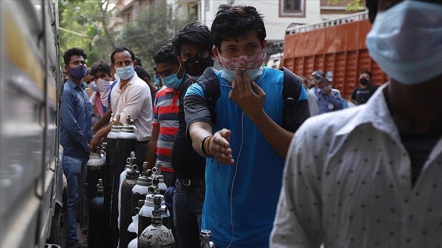 Numri i rasteve me COVID-19 në botë tejkalon 155 milionë