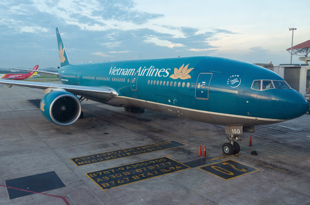 Pasagjeri harron në avion portofolin me 45 mijë dollarë