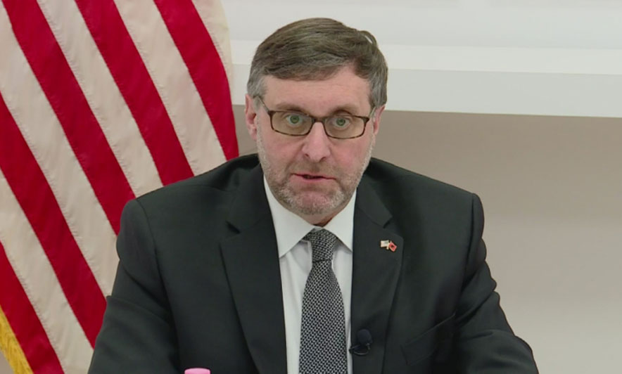 Palmer: Vendet t’i lenë mënjanë ngjarjet e së kaluarës, BE t’i hapë rrugën anëtarësimit të Kosovës dhe Serbisë