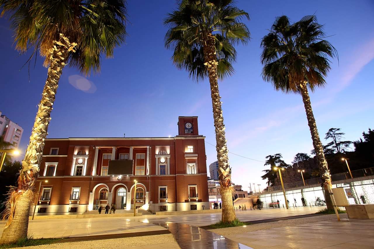 U dëmtuan nga tërmeti, emrat e familjeve përfituese nga programi i Rindërtimit në Manëz