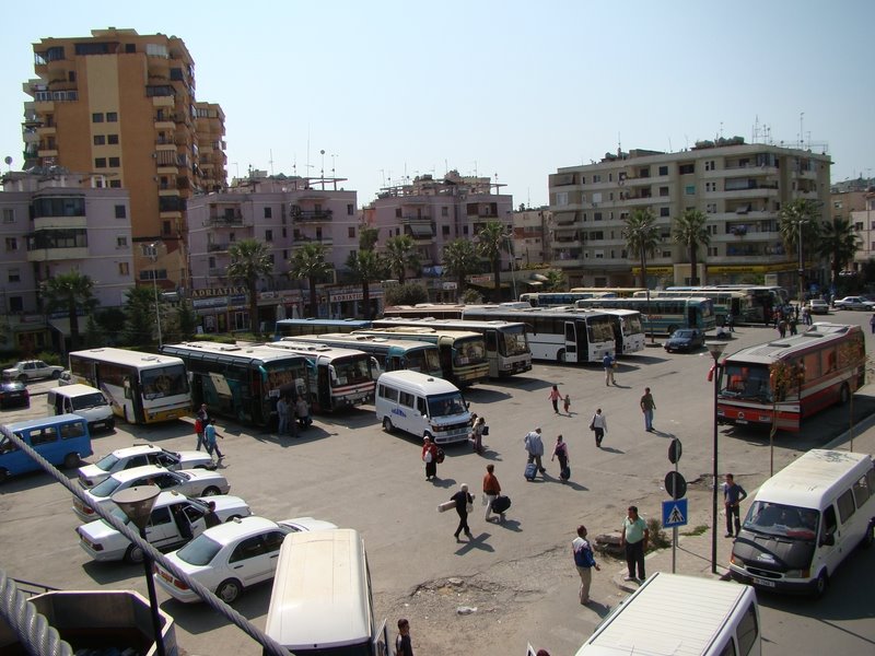 Durrës, linjat inter-urbane drejt jugut do të nisen në Plepa, rriten kostot e udhëtimit për qytetarët