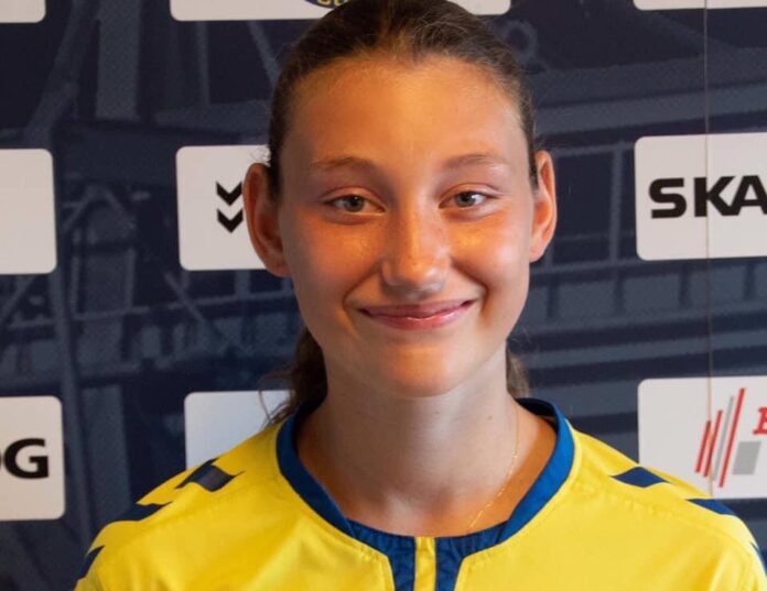 E talentuar dhe shumë dinamike: Kjo është futbollistja shqiptare që po korr sukses në Danimarkë