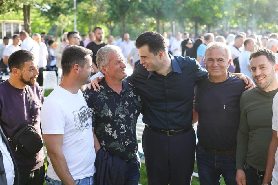 Fitoi garën për kreun e PD, Basha: Faleminderit për mbështetjen e jashtëzakonshme!