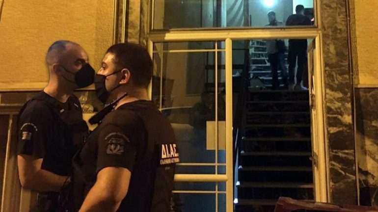 Përdhunimi i 50-vjeçares shqiptare në Greqi, policia identifikon autorin e ngjarjes së rëndë