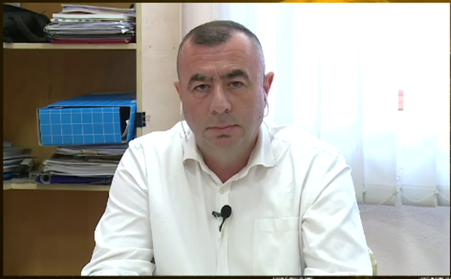 Nuk do të ketë abone të përgjithshme për 3 muaj, drejtori i Transportit: Bashkia ishte e detyruar të kërkonte këtë pezullim