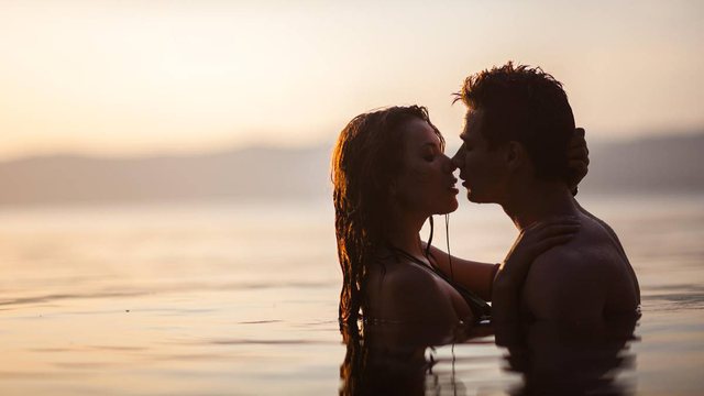 Cilat janë shenjat e horoskopit që do flirtojnë më shumë gjatë verës?