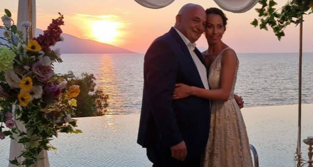 Italiani bën dasmë në hotelin luksoz në bregdet, paguan me çek të falsifikuar