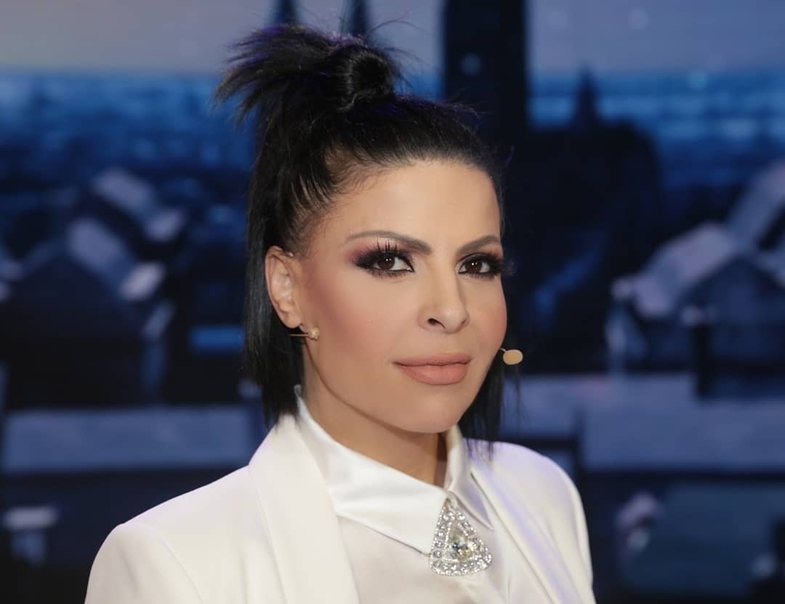 Aurela Gaçe: Nuk po e kuptoja… Nuk ndalonin së pushuari sms në celularin tim, të tjerë më shprehin keqardhjen