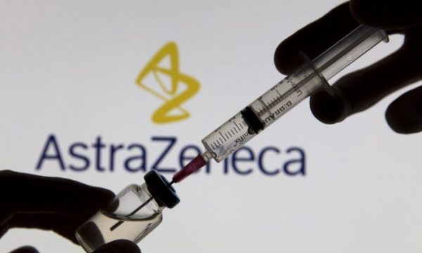 Italia e jugut ndalon vaksinimin me AstraZeneca dhe J & J për personat nën 60 vjeç