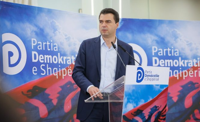 Dy ditë para zgjedhjeve në PD, Basha: Të tregojmë që s’jemi në gjunjë