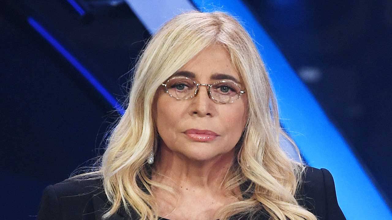 Prezantuesja e famshme italiane rrëfen se ndërhyrja te dentisti i shkaktoi paralizë faciale