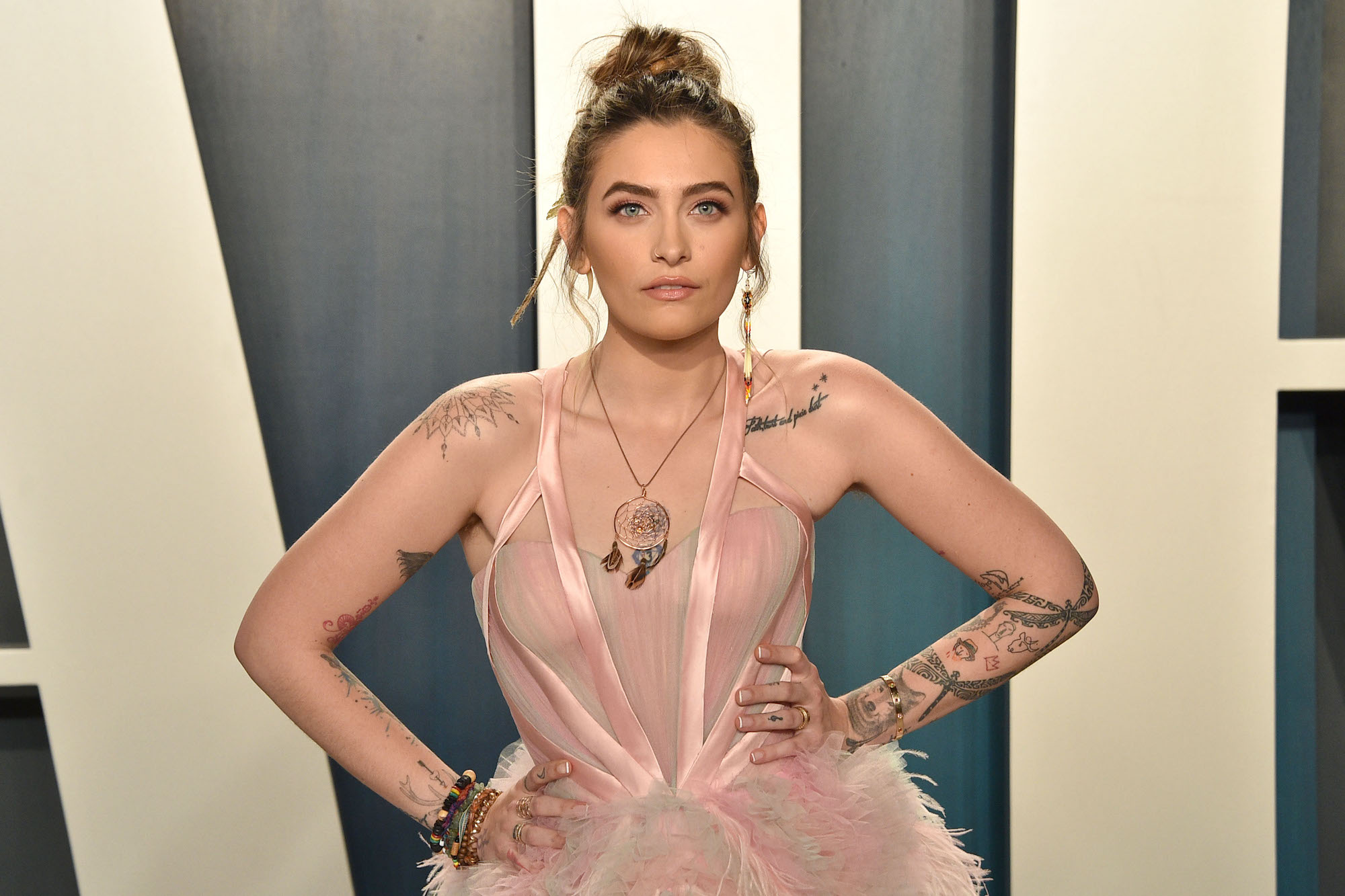 Paris Jackson rrëfen se ka përjetuar halucinacione dhe paranoja nga vëmendja e paparacëve