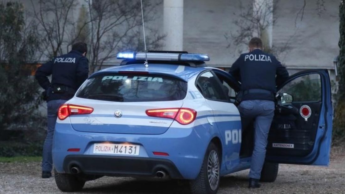 Kishte kthyer magazinën e shtëpisë në dyqan droge, policia italiane arreston të riun shqiptar