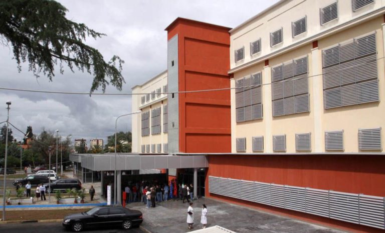 Rënia e suvasë te Pediatria, QSUT: Do merren menjëherë masa!