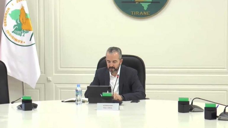 KQZ certifikon zgjedhjet e 25 prillit, ndahen mandatet e partive për çdo qark