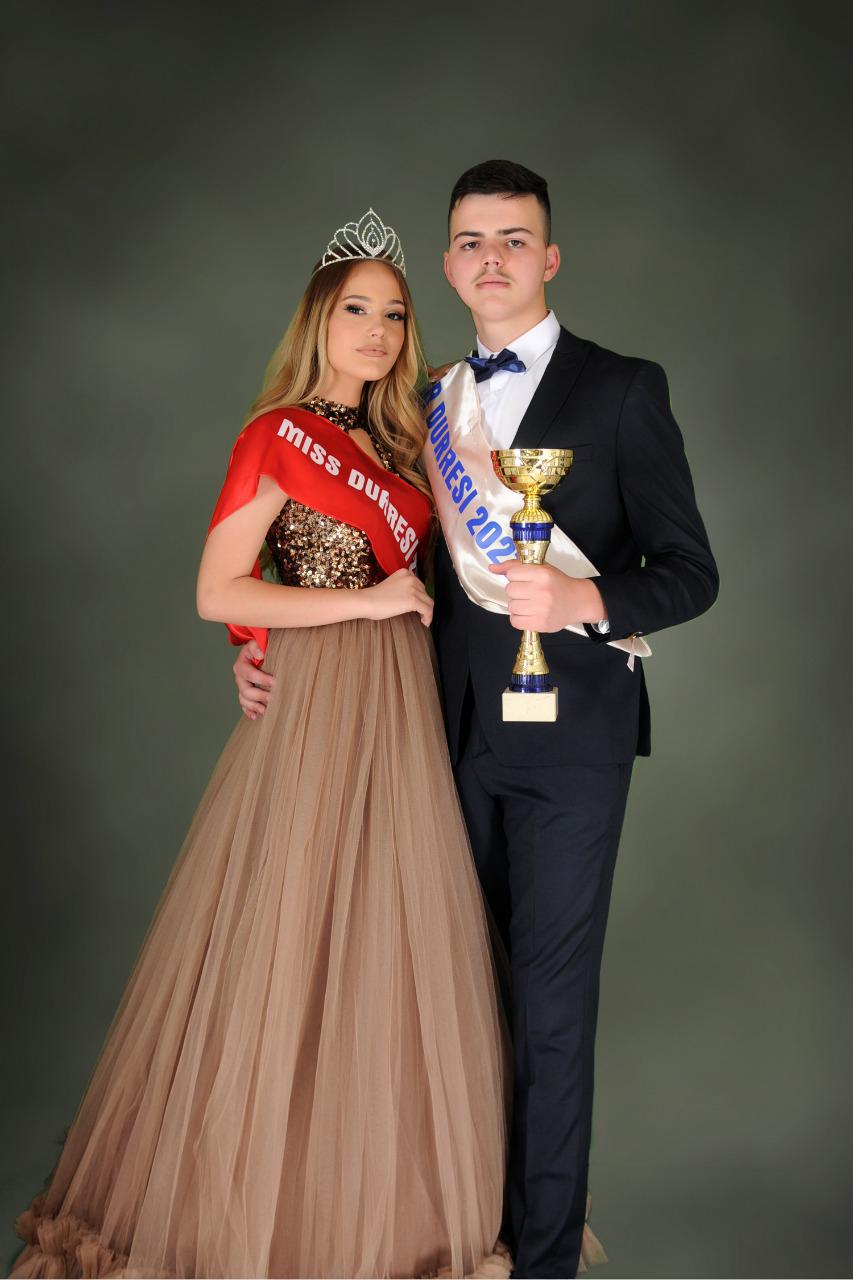 Kush janë dy triumfuesit e &#8220;Miss dhe Mister Durrësi 2021&#8221;