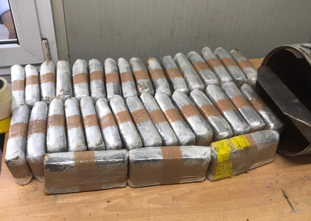 U kap me 17 kg heroinë në kamion, gjykata e Durrësit jep vendimin për shoferin