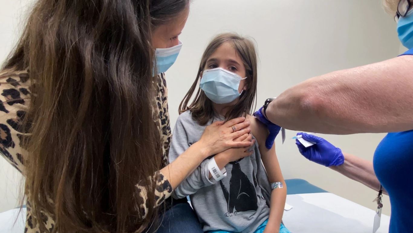 Vendet e BE-së nisin vaksinimin e adoleshentëve