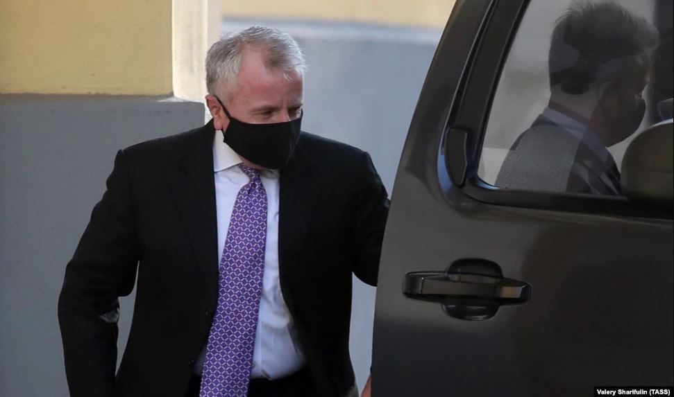 Dy muaj pas largimit nga posti, ambasadori amerikan kthehet në Rusi këtë javë