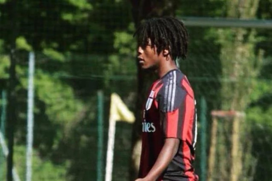 Kreu vetëvrasje në moshën 20-vjeçare, zbulohet letra e ish-lojtarit të Milanit