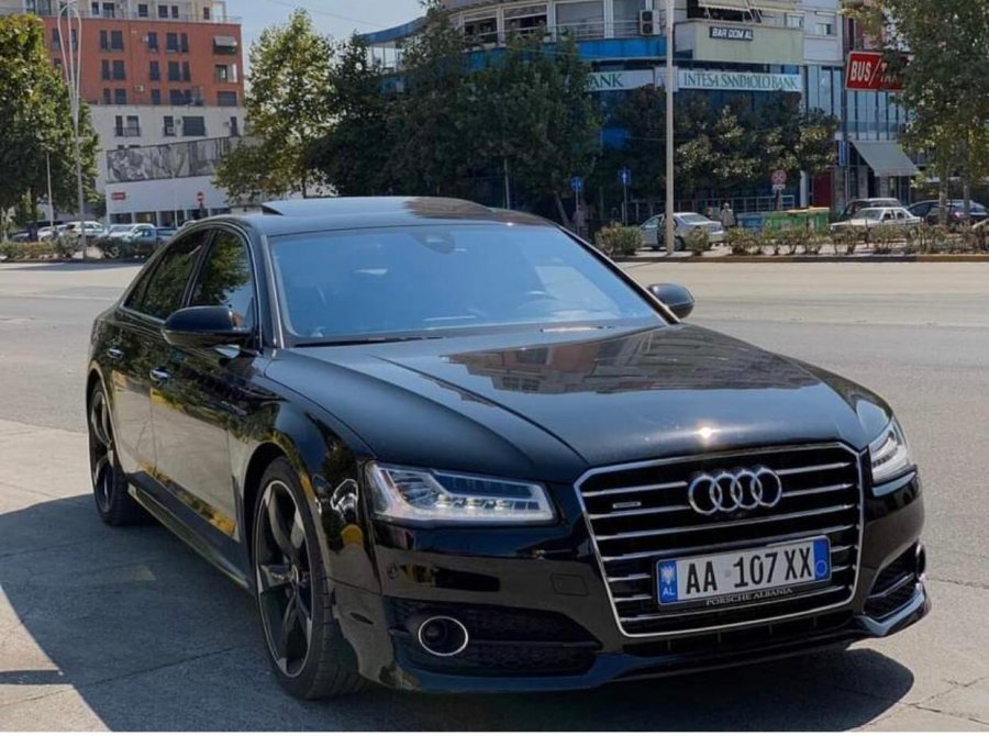 Aksidenti tragjik, kjo është makina që i mori jetën familjes me 4 anëtarë (FOTO)