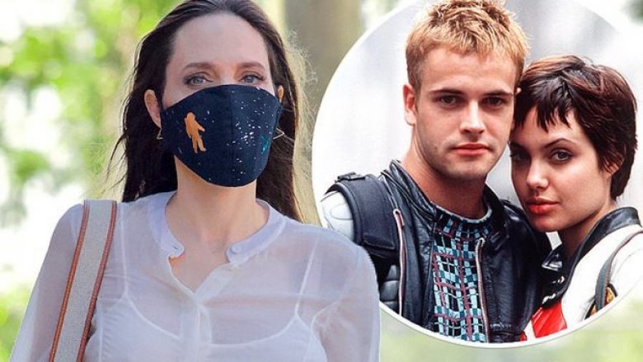 Angelina Jolie kapet mat duke vizituar ish-bashkëshortin Jonny Lee Miller