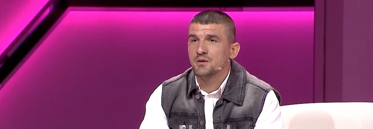 I riu nga Durrësi që u bë fenomen në rrjetet sociale i kërkon falje gruas: Nuk shkatërrohet familja për hiçgjë!