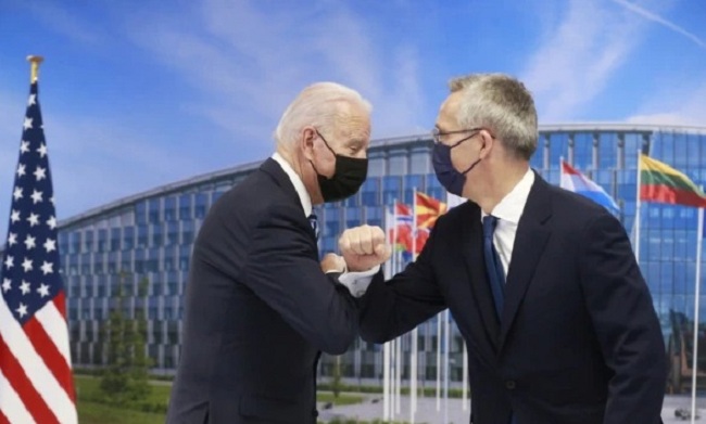 Presidenti Biden siguron aleatët për përkushtimin amerikan ndaj NATO-s