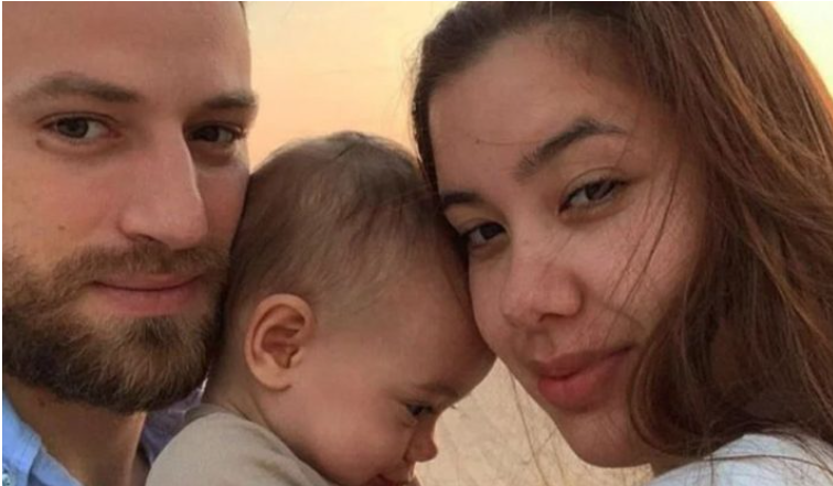 Prokuroria i heq kujdestarinë pilotit grek, foshnja do të qëndrojë për 30 ditë me familjen e Caroline