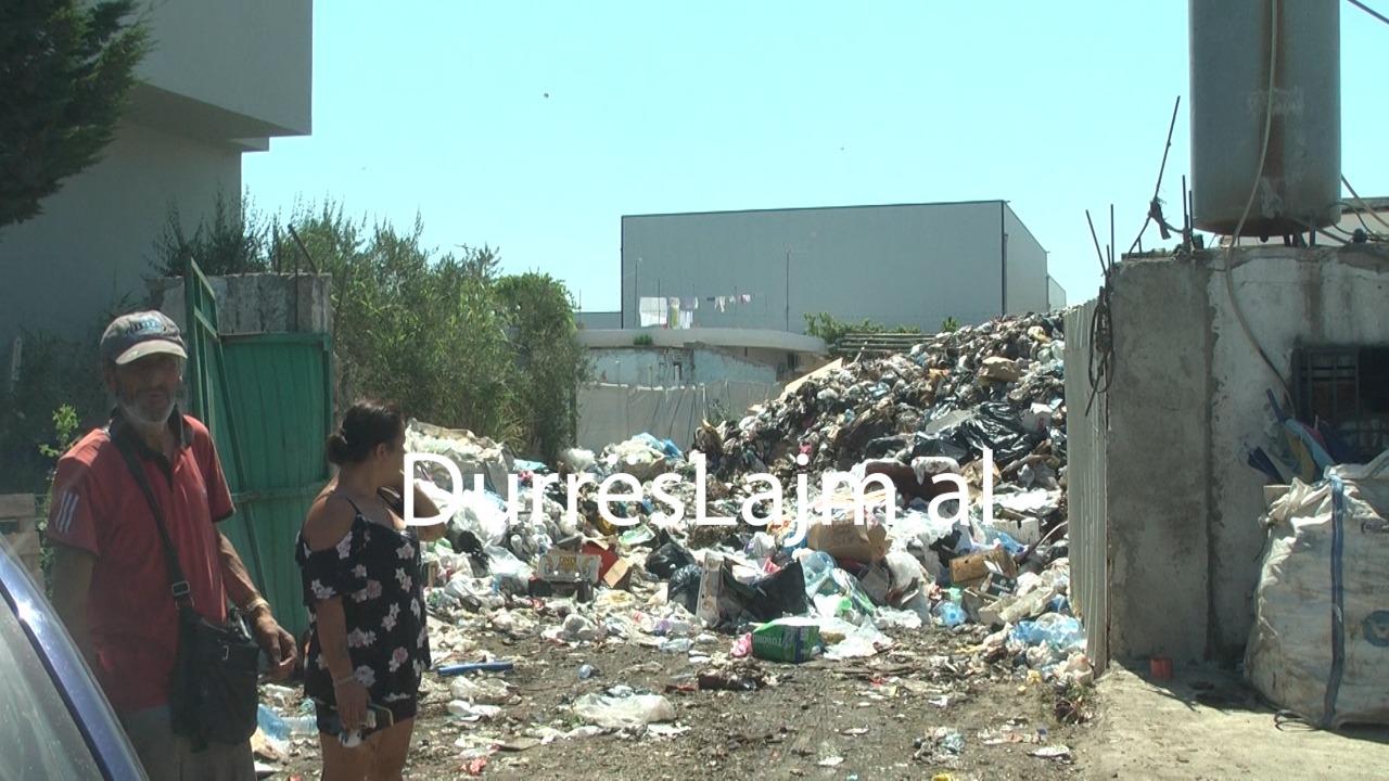 Durrësi “i mbuluar” me plehra, Xhaferaj: Pastrimi i qytetit dështoi nga arroganca, korrupsioni e paaftësia (VIDEO)