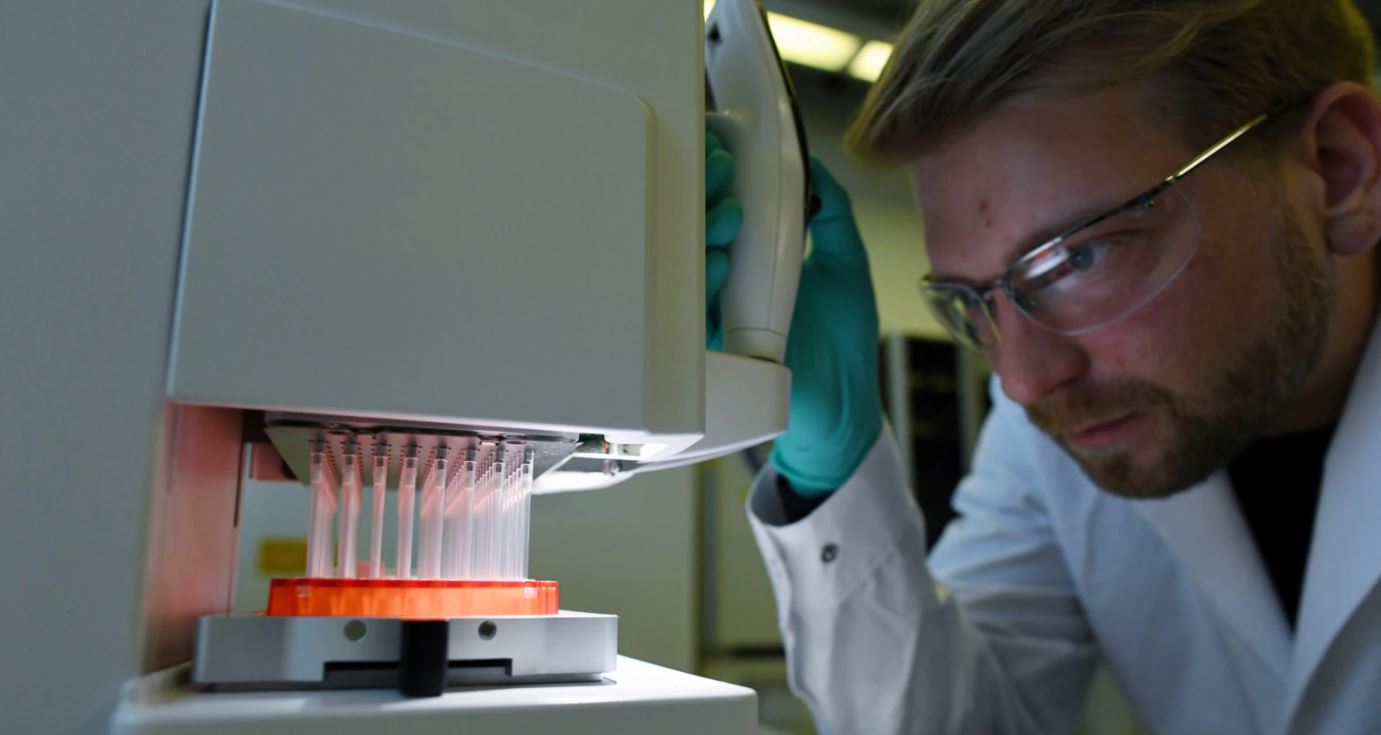 Vaksina gjermane CureVac, vetëm 47% efikase kundër Covid-19