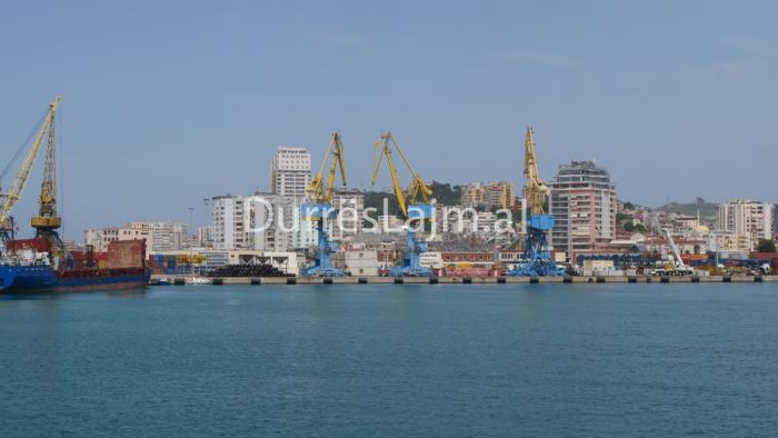 Dita Ndërkombëtare e Detarit, sirenat e portit të Durrësit bien në nderim të tyre