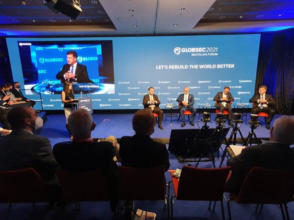 Lajçak për liderët e Ballkanit Perëndimor: Nëse nuk i besoni BE-së, shkoni diku tjetër