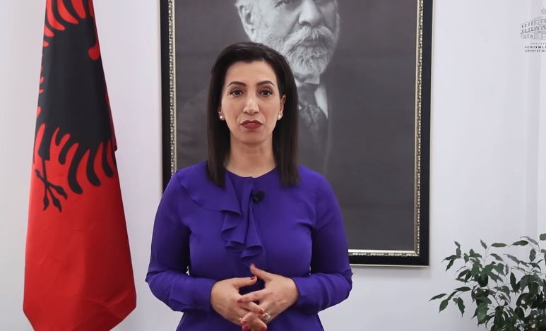 Portali “Mësues për Shqipërinë” deri më 30 qershor, Kushi: Ja risitë e këtij viti për aplikantët