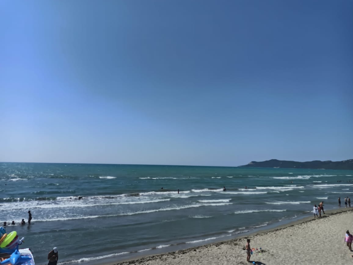 Protokolli anti-COVID për sezonin turistik, si do të bëjmë plazh këtë vit