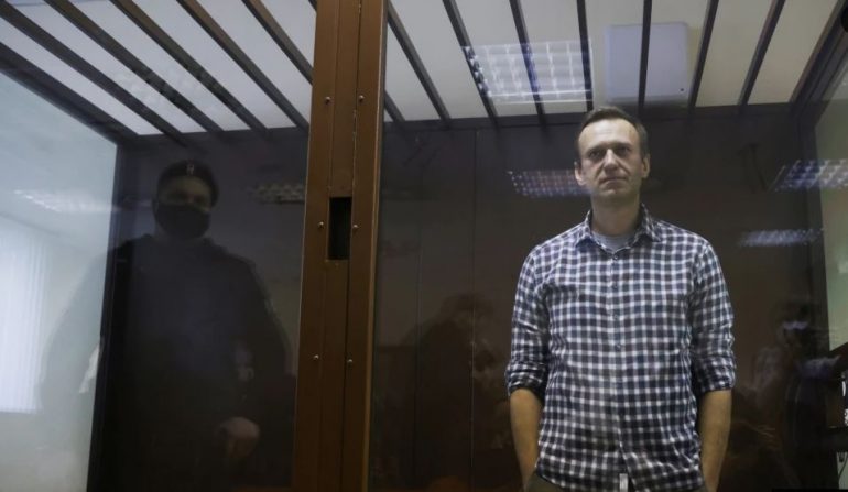 “Mos të më zgjojnë natën”, Navalny i kërkon gjykatës ndërprerjen e kontrolleve të vazhdueshme në burg