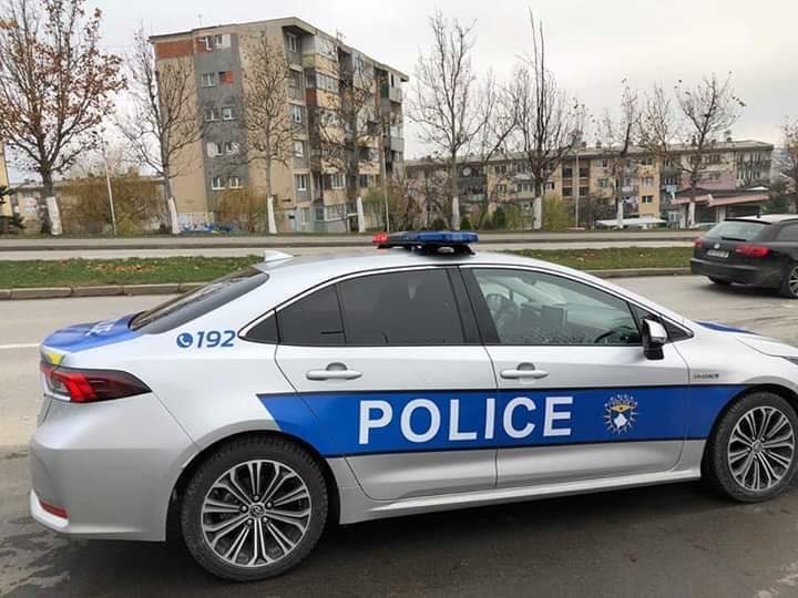 Vritet një person në Kosovë, arrestohet familjari i tij si autori i dyshuar i ngjarjes