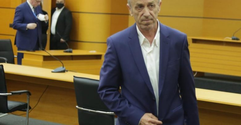 Dyshohet se mori apartament nga një person që po hetonte, shkarkohet prokurori Agim Dalipaj