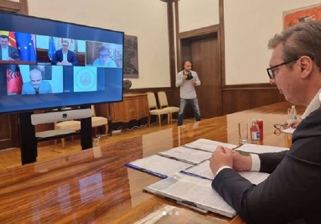 Minishengeni Ballkanik/ Rama, Vuçiç dhe Zaev takim online