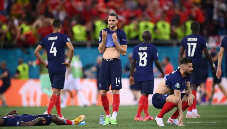 Zvicra nxjerr Francën jashtë Europianit, gabon vetëm Mbape