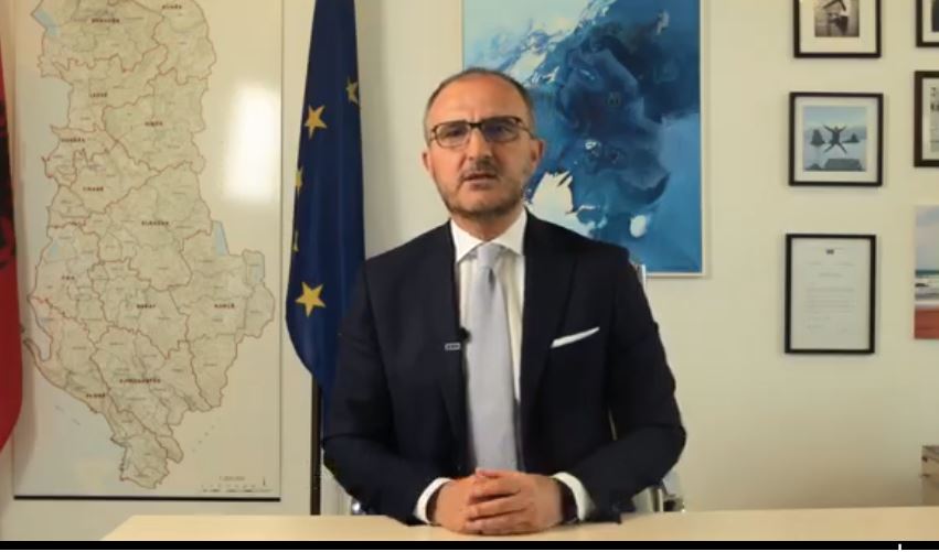 Rekomandimi i KE për udhëtimin e lirë të shqiptarëve në BE, Soreca: Lajm i mirë në prag të sezonit turistik