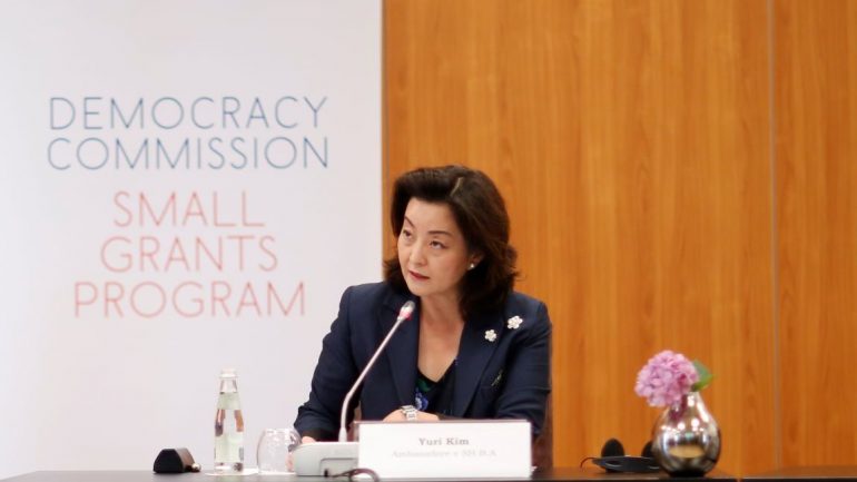 Ambasadorja e SHBA thirrje KLGJ e KLP: Reforma në Drejtësi të bëhet shumë më shumë reale për gjithë shqiptarët