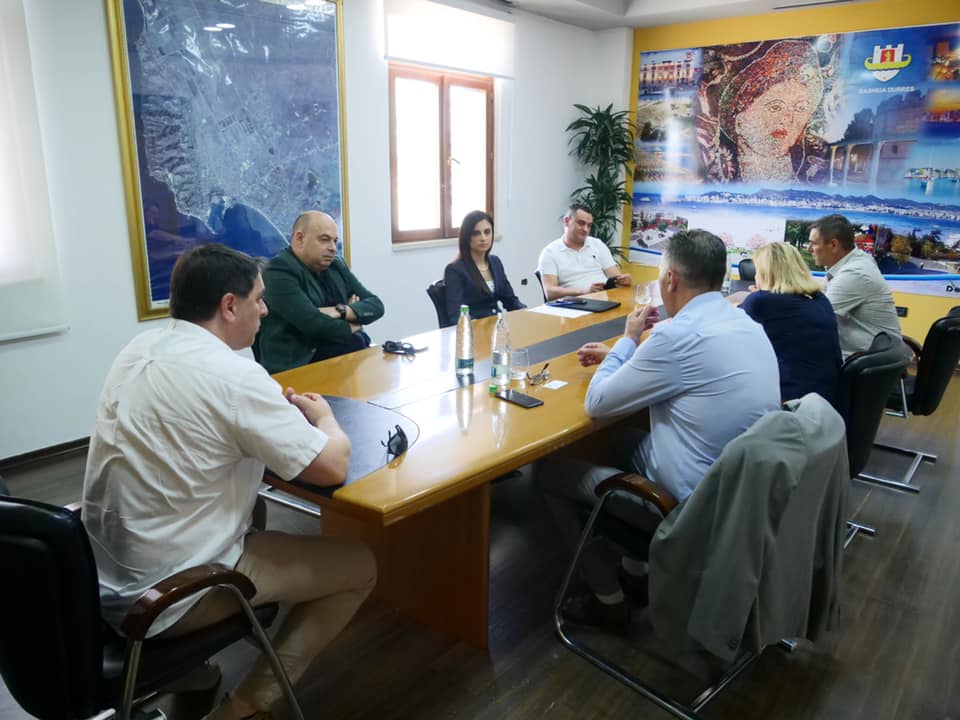 Sako, Mullaraj dhe Dyrmishi takohen me një përfaqësi të komunitetit shqiptar në Rijeka