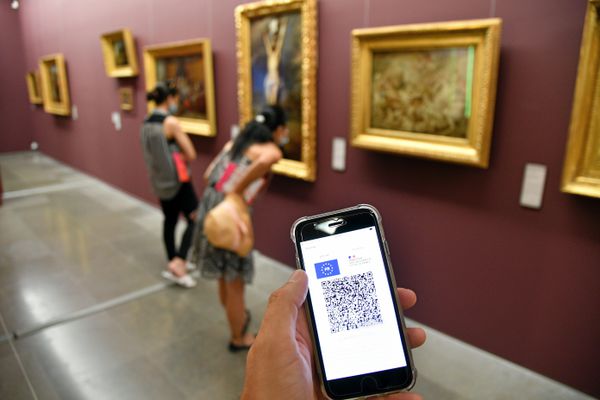 Francë, pasaporta shëndetësore COVID-19 e detyrueshme në mjediset e kohës së lirë