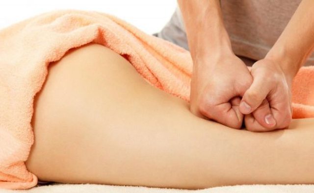 Si të shpëtosh nga celuliti para plazhit, disa metoda natyrale me rezultate të shpejta