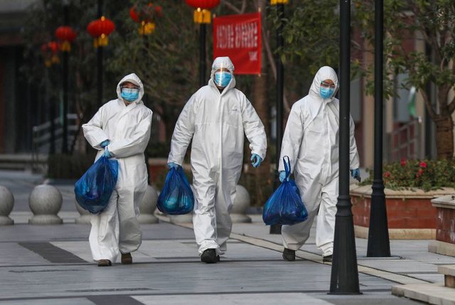 OBSH: Ekziston rreziku i përhapjes së varianteve të reja të virusit