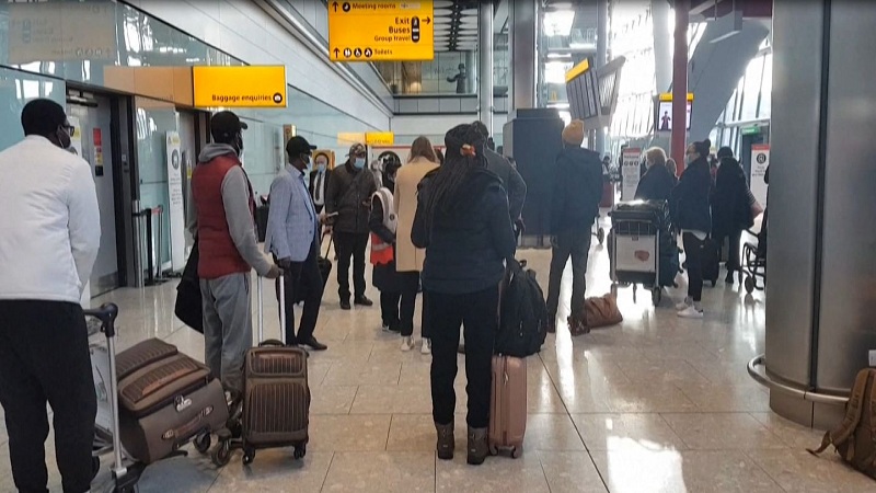 Anglia rikthen karantinën për Francën