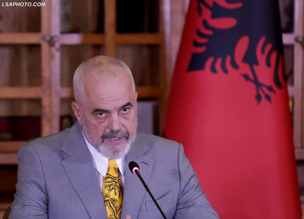 Shkarkimi i Fatos Tushes, Rama mbledh në Kryeministri të gjithë kryebashkiakët e PS-së